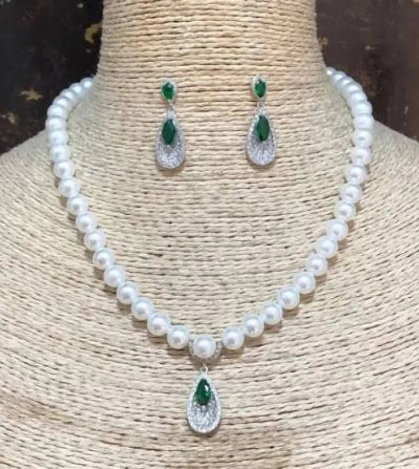 green stone necklace set