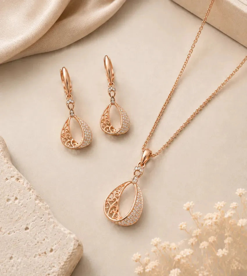 teardrop crystal pendant set