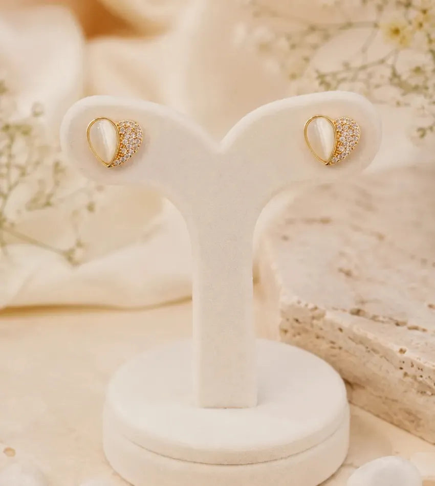 women pearl heart studs