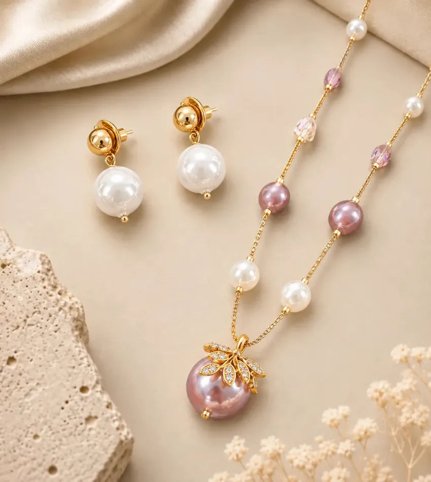 women pearl pendant set